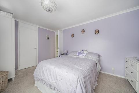 30 Doria Drive, Gravesend, DA12 4HS