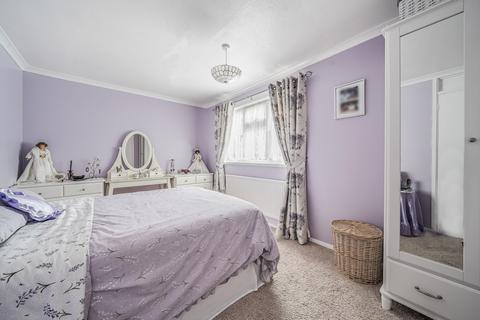 30 Doria Drive, Gravesend, DA12 4HS