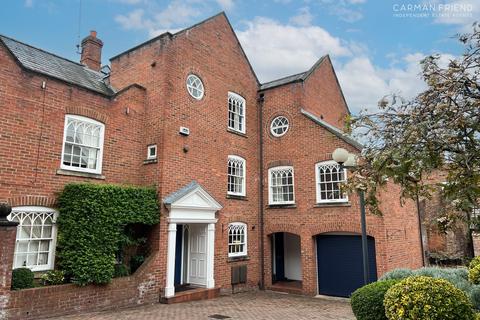 3 bedroom townhouse for sale, Duke Street, Chester, CH1