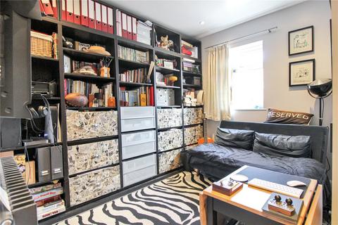 80 Avonmead, Swindon, SN25 3PL