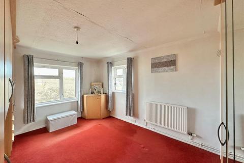 2 bedroom flat for sale, South Hill, Plymouth PL9