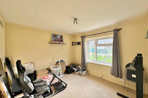 2 bedroom flat for sale, South Hill, Plymouth PL9