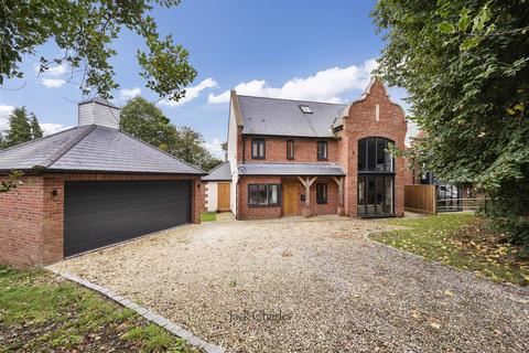 5 bedroom detached house for sale, High Hilden Close, Tonbridge