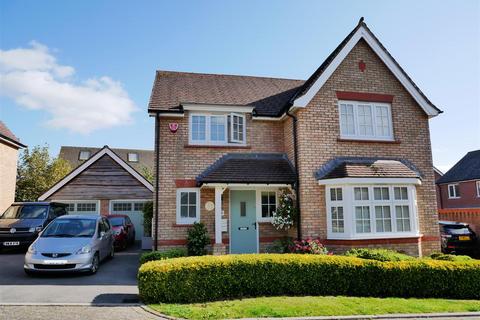 4 bedroom detached house for sale, York Road, Calne