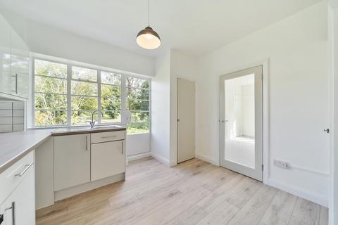 2 bedroom bungalow for sale, The Alders, West Wickham