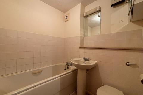 42 Summerhill Way, Mitcham, CR4 2NJ
