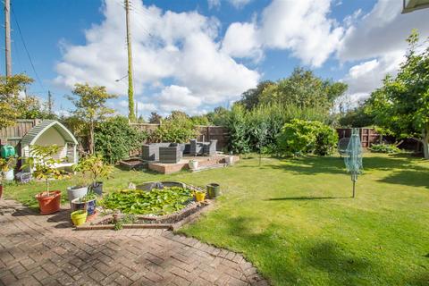 4 bedroom semi-detached house for sale, North Street, Steeple Bumpstead CB9