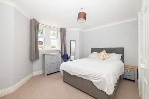 Flat 11, 3 Queens Avenue, Bristol, BS8 1SE