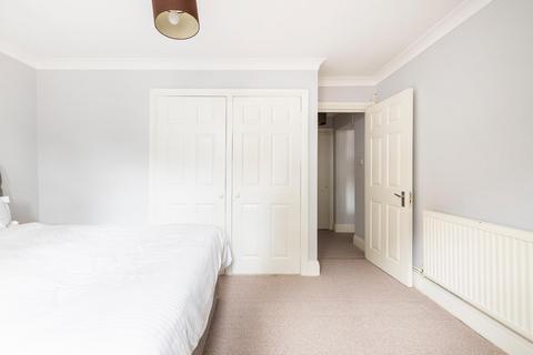 Flat 11, 3 Queens Avenue, Bristol, BS8 1SE
