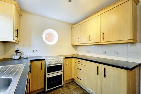 2 bedroom flat for sale, Tonnelier Road, Nottingham