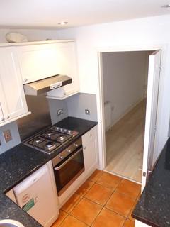 2 bedroom terraced house to rent, Oyster Mews, Whitstable