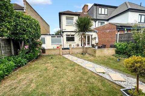 62 Okehampton Crescent, Welling, DA16 1DE