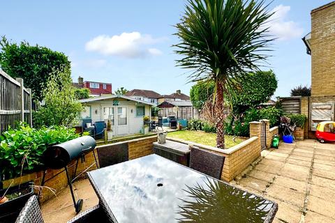 62 Okehampton Crescent, Welling, DA16 1DE