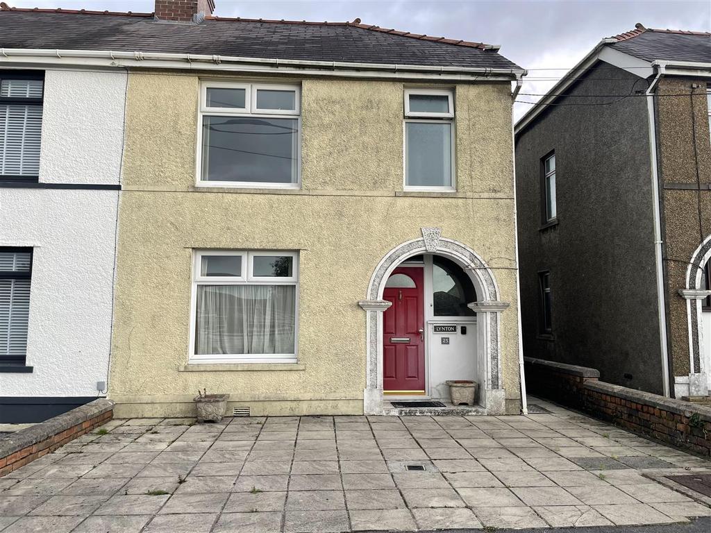 Black Lion Road, Gorslas, Llanelli 3 bed semidetached house for sale