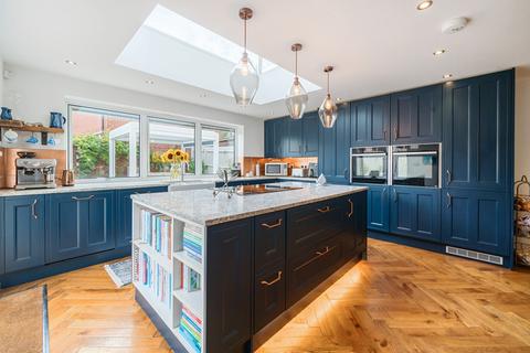 46 Hazel Way, Brockworth, Gloucester, GL3 4GD