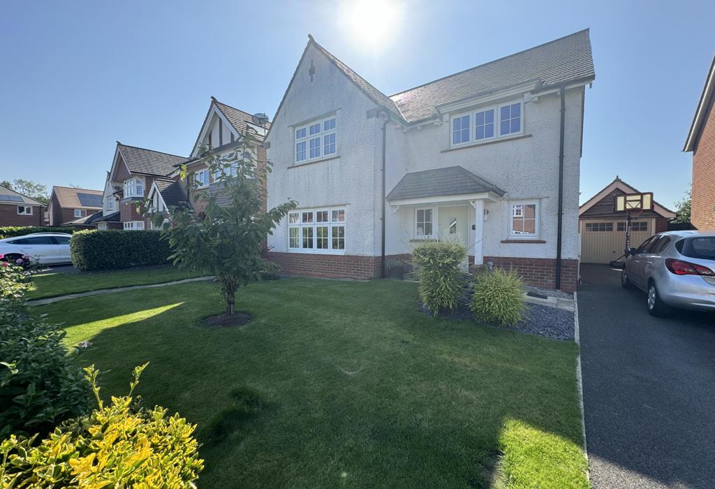 Mayflower Drive, Higher Bartle, Preston 4 bed detached house for sale