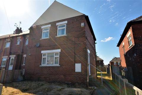 3 bedroom terraced house to rent, Olivers Mount, Pontefract, WF8