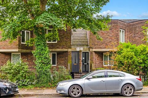 3 bedroom flat for sale, Northampton Park, Islington, N1