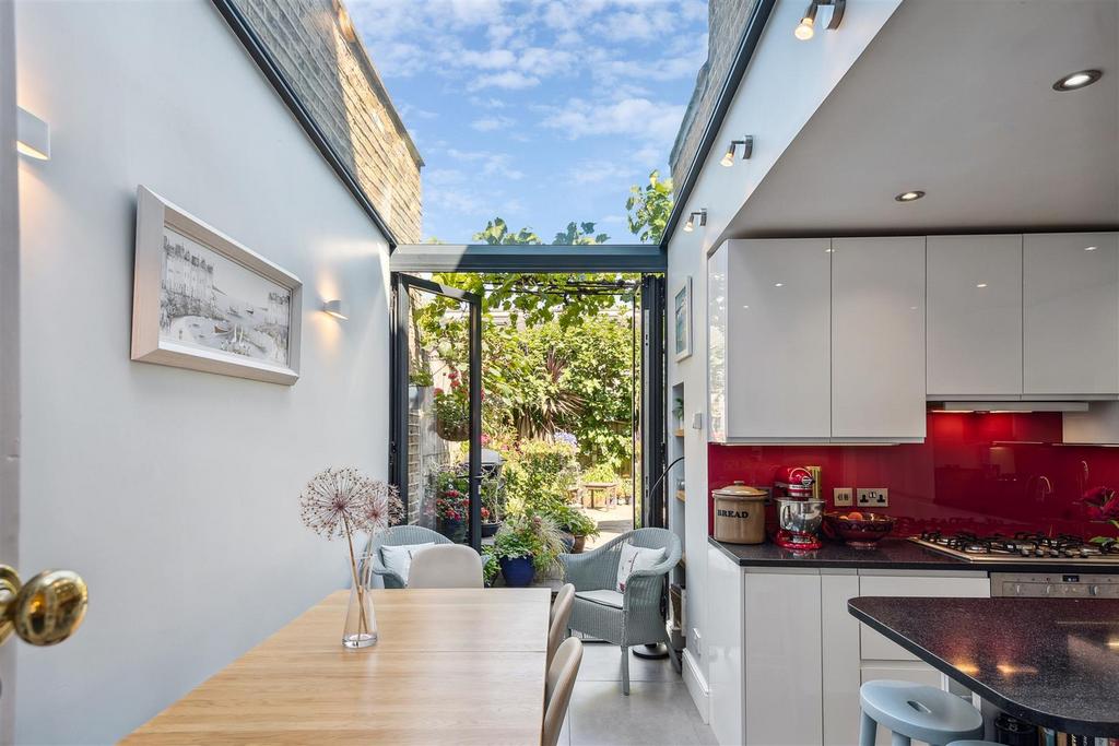 Fishers Lane, W4   FOR SALE