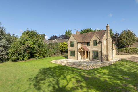 4 bedroom detached house to rent, Bledington Road, Stow On The Wold