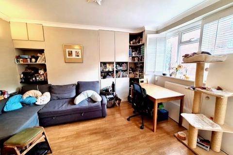 2 bedroom flat for sale, Neckinger Estate, London, SE16