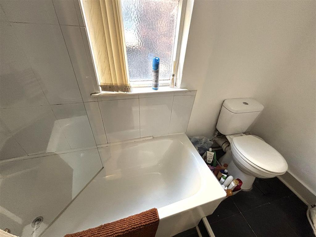 Bathroom.jpeg
