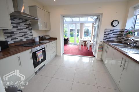 2 bedroom bungalow for sale, Smithy Lane, Lytham St Annes, Lancashire