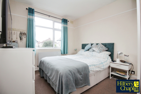 33a Tudor Drive, Romford, RM2 5LJ