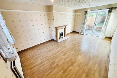 3 bedroom terraced house for sale, Adrian Road, Glenrothes