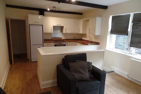 2 bedroom apartment to rent, 1 Savile Terrace, Halifax