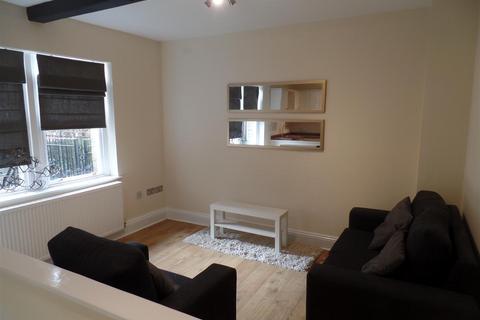 2 bedroom apartment to rent, 1 Savile Terrace, Halifax