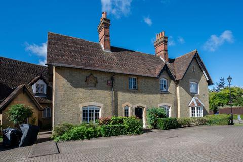 2 bedroom end of terrace house for sale, Warrenne Way, Reigate RH2