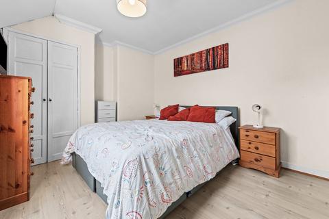 11 Avondale Crescent, Armadale, Bathgate, EH48 3HL