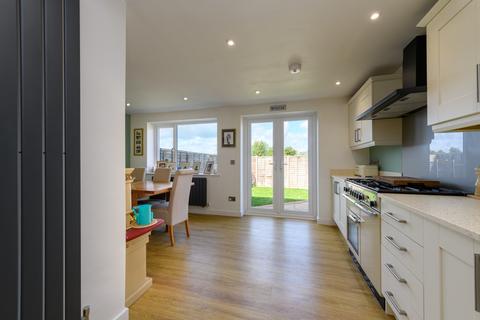 83 Strode Road, Street, BA16 0DJ
