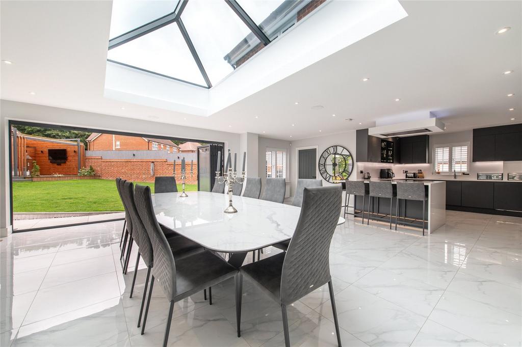 Kitchen/Family Room