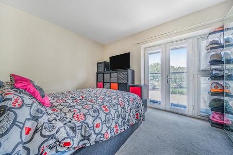 1 bedroom flat for sale, Felsted, Caldecotte, Milton Keynes, MK7