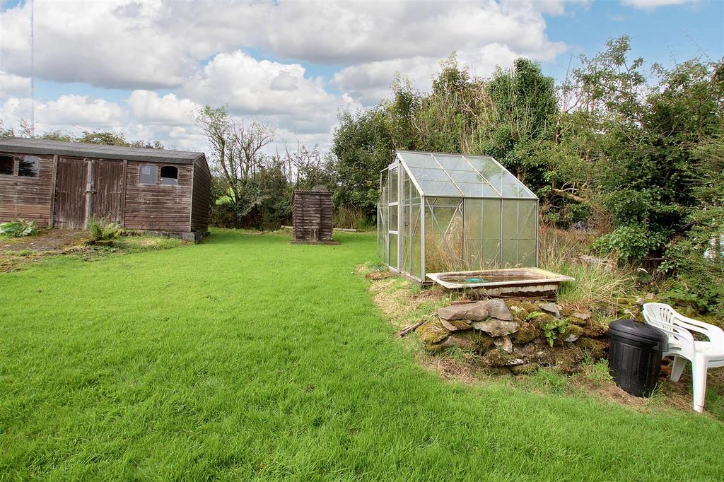 Side gardens and orchard