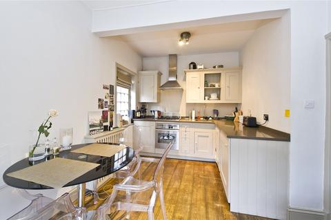 1 bedroom apartment to rent, Vere House, Chelsea SW3