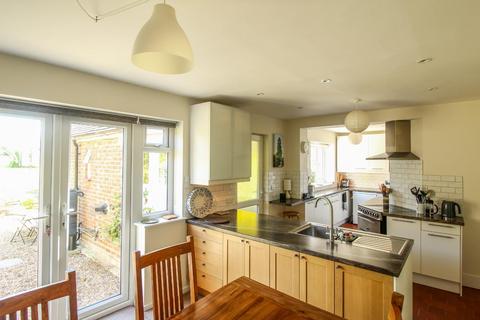10 Beech Row, Hildersham, Cambridge, CB21 6BT