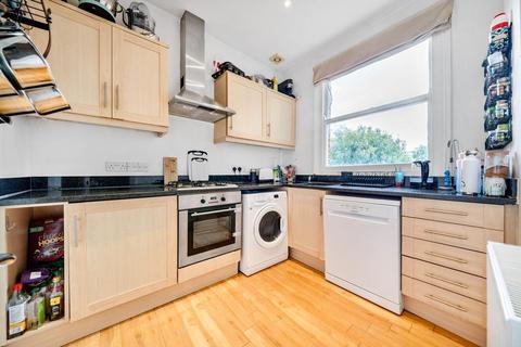 3 bedroom maisonette for sale, Griffiths Road, Wimbledon