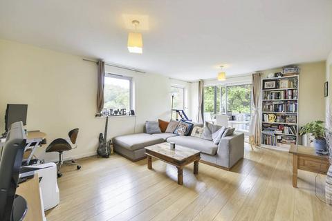 2 bedroom flat to rent, Lordship Lane, East Dulwich, London, SE22