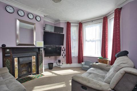 3 bedroom terraced house for sale, St. Hilda Road, Folkestone, CT19