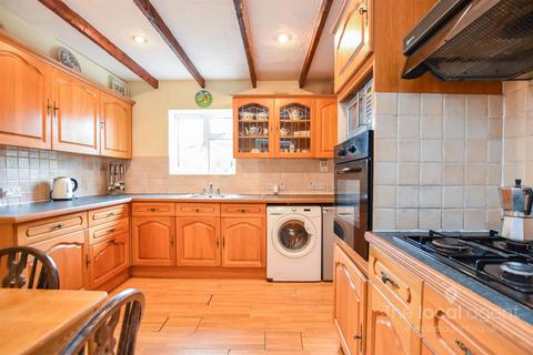 3 bedroom semi-detached house for sale, Ebbisham Road, Epsom