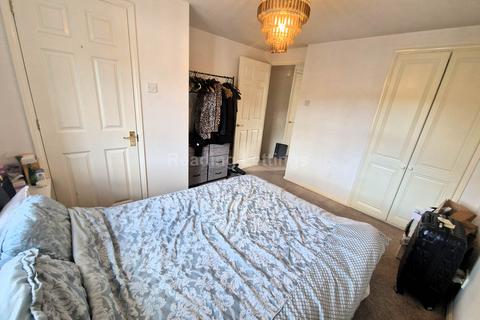 2 bedroom terraced house to rent, Moorhen Drive, Lower Earley