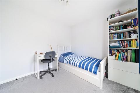 695 Honeypot Lane, Stanmore, HA7 1JE