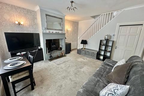 1 bedroom semi-detached house for sale, Nettleton Road, Mirfield