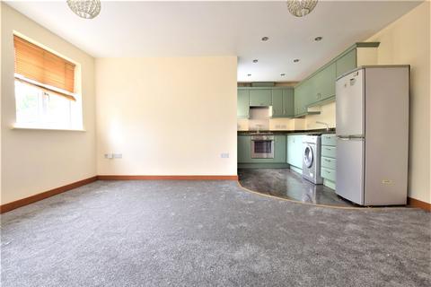 1 bedroom apartment to rent, Centurion Court, Romford RM1