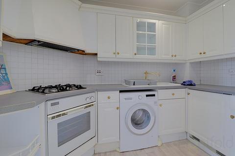 2 bedroom flat to rent, Kings Road, Brighton