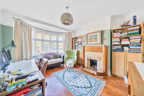 4 Pine Gardens, Surbiton, KT5 8LH
