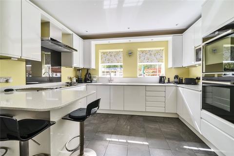 5 bedroom detached house for sale, Crofters Close, Surrey GU16